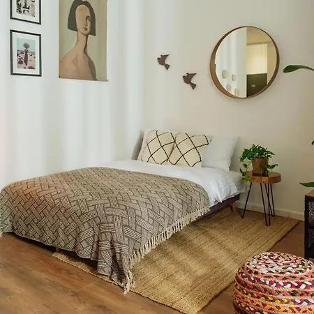 Apartment 13 - New Building & Parking *