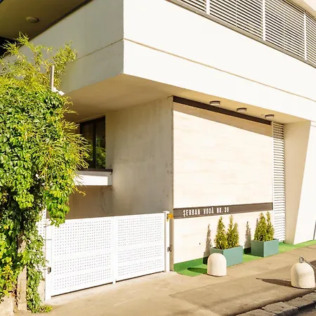 13 - New Building & Parking Bukareszt