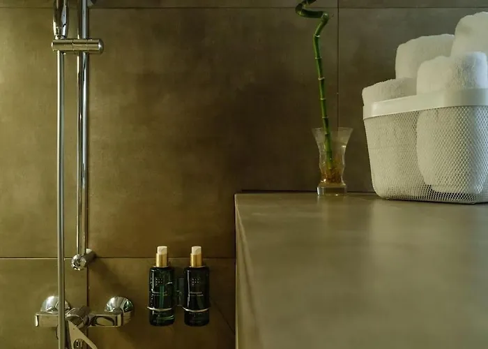 13 - New Building & Parking Bukurešť