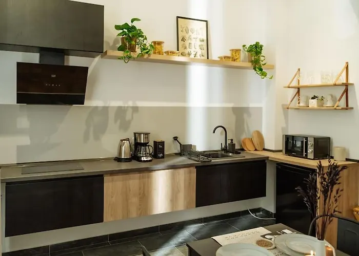 Apartment 13 - New Building & Parking