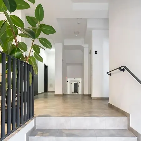Apartment 13 - New Building & Parking *