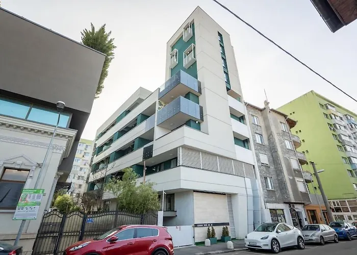 13 - New Building & Parking Daire *