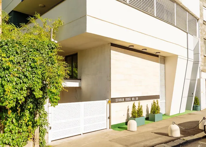 13 - New Building & Parking Bükreş